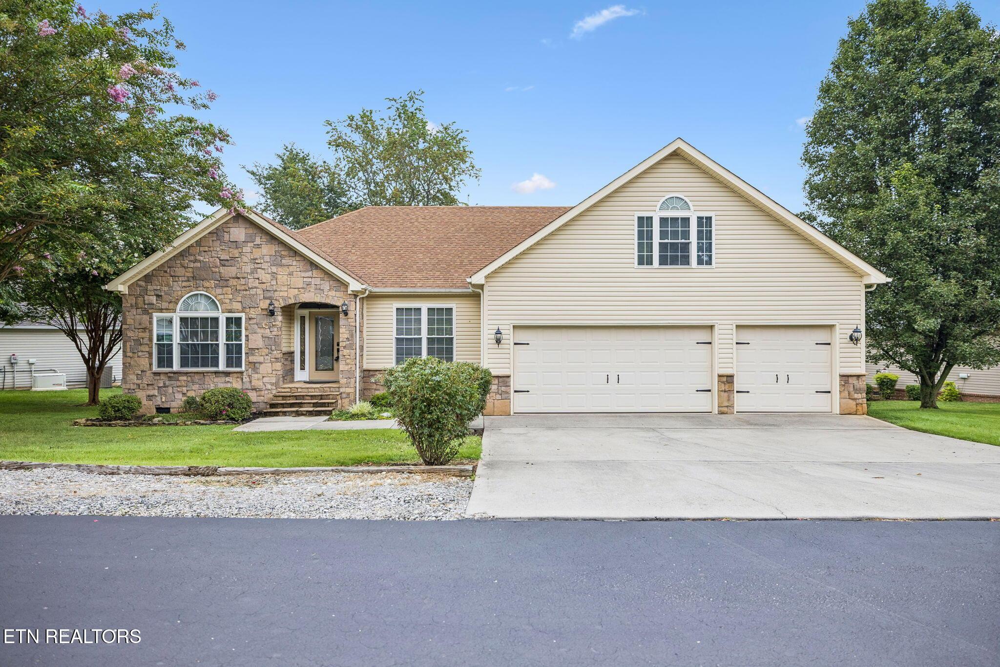 Image 1: 1-513 Tanasi Cir - 001