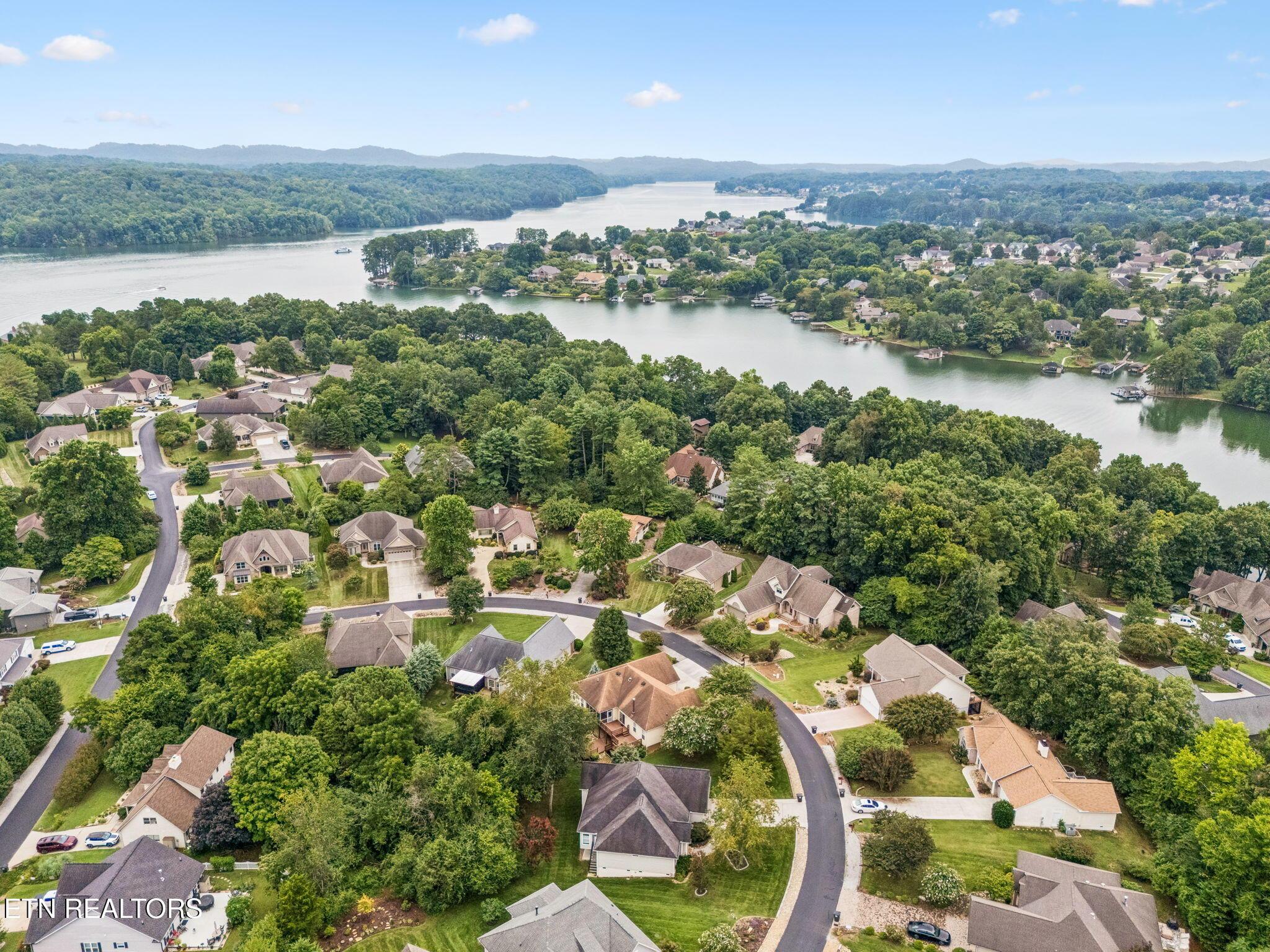 Image 3: 63-513 Tanasi Cir - 063