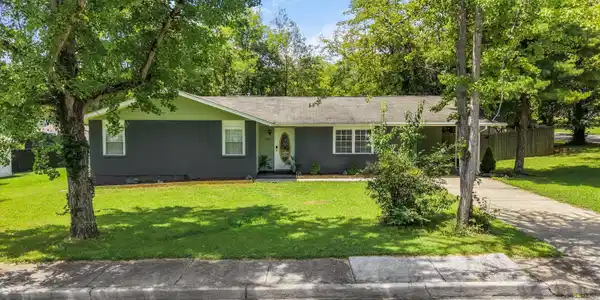 Image 2: Front of House