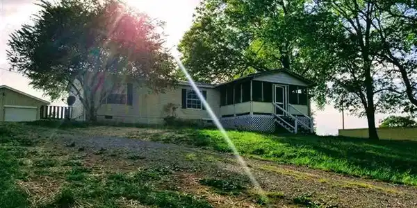 1169 Charles Rd
