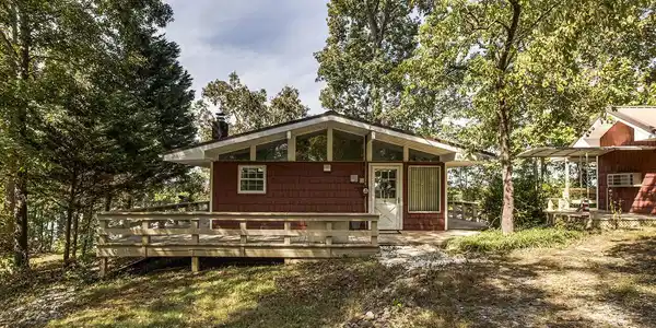 315 Russell Ln