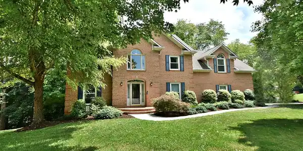 815 Glensprings Drive