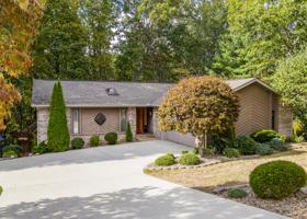 168 Lakeside Drive