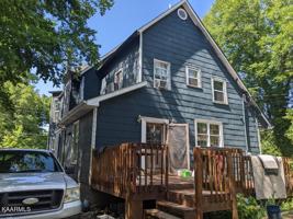 534 Lord Ave