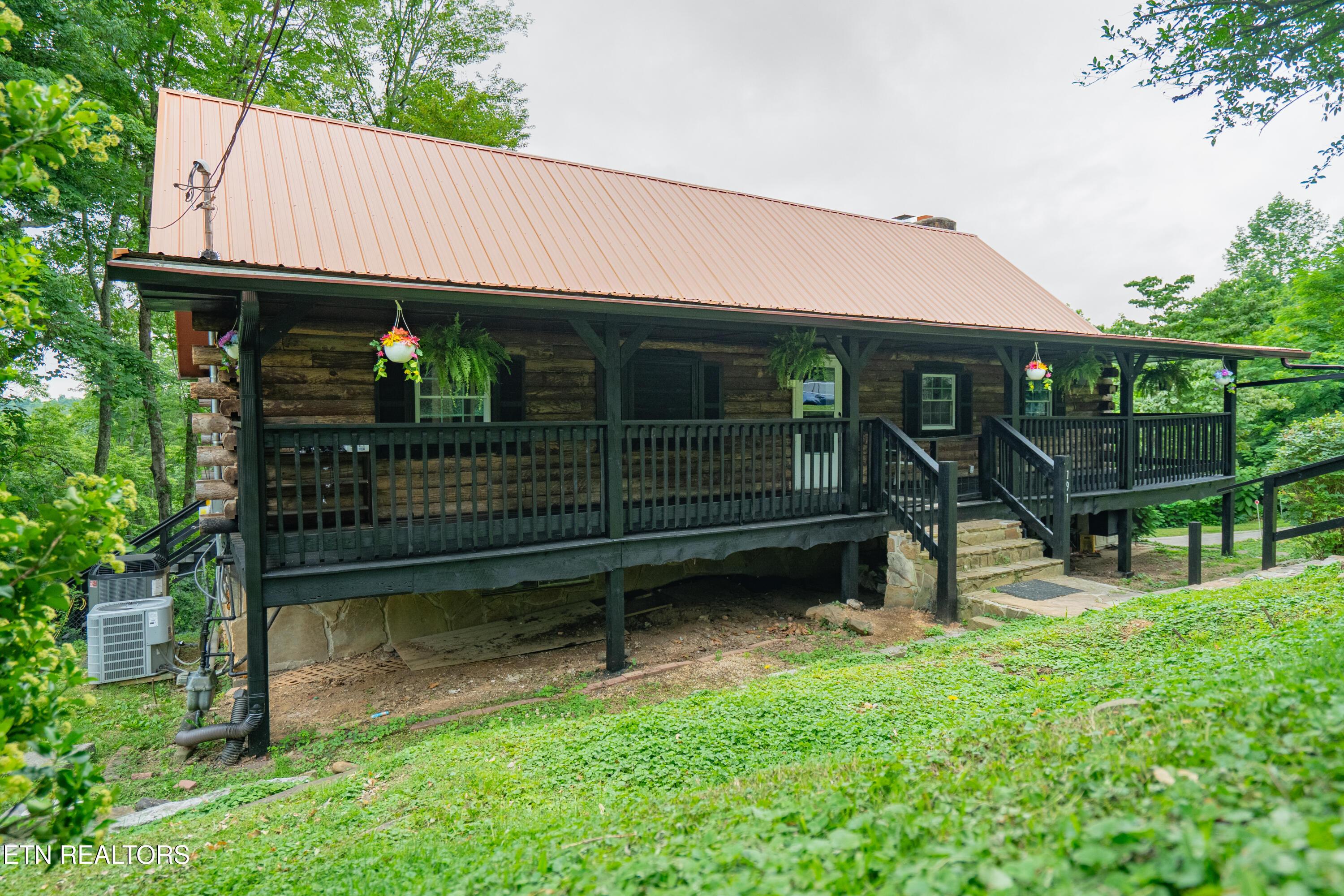 Image 2: Hudson Lane - New Exterior Photos-37
