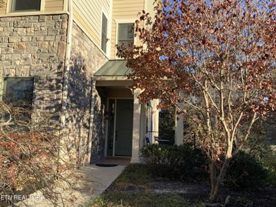 102 Waterside Circle