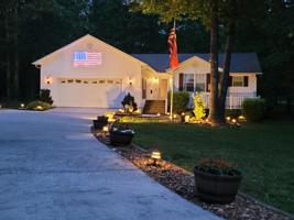 8332 Cherokee Tr