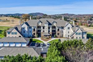 565 Rarity Bay Pkwy