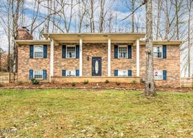621 Woodland Drive