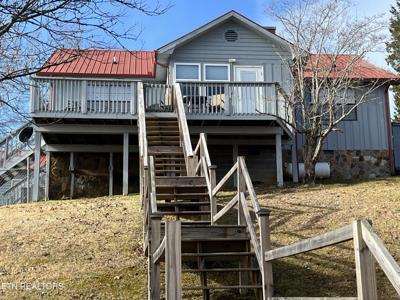 1223 Cedar Hills Rd