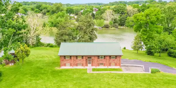 713 Concord Road Rd