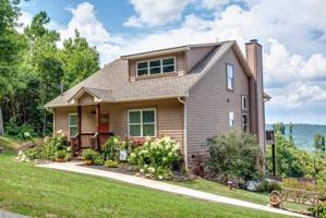 644 Hickory Pointe Lane