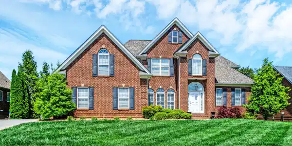 389 Leeward Way