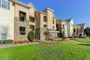 555 Rarity Bay Pkwy 302b
