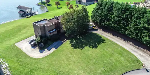3002 River Haven Point