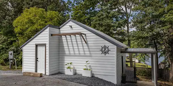 199 Coleman Rd