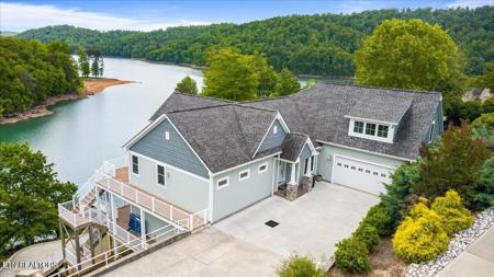 207 Cameron Loop Lane