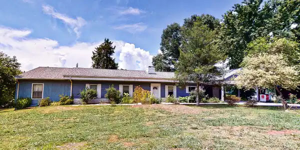 4809 Riversedge Rd