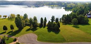 225 Edgewater Way