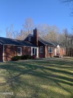 1024 S Main St