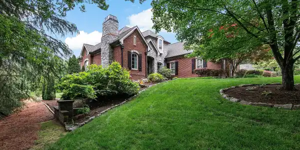 565 Stone Vista Lane
