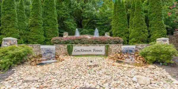 290 Conkinnon Drive