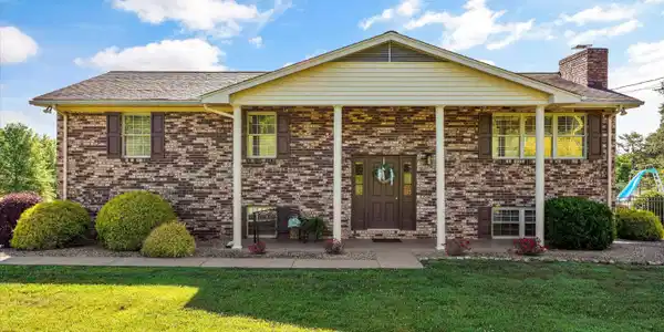 10404 Cobb Lane