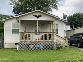 812 Jacksboro Ave