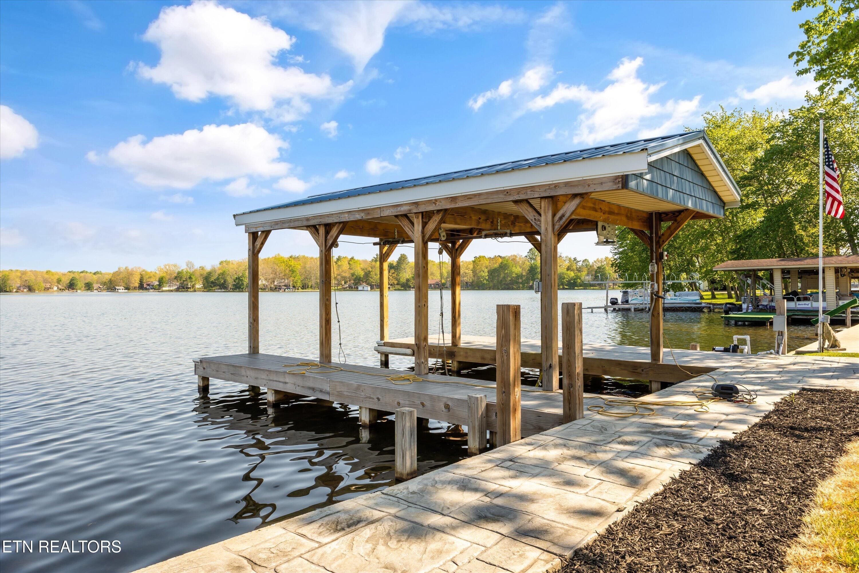 Image 2: 60-1118 Hileah Dr63