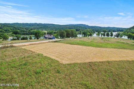 Lot 24 Waterfront Knoll