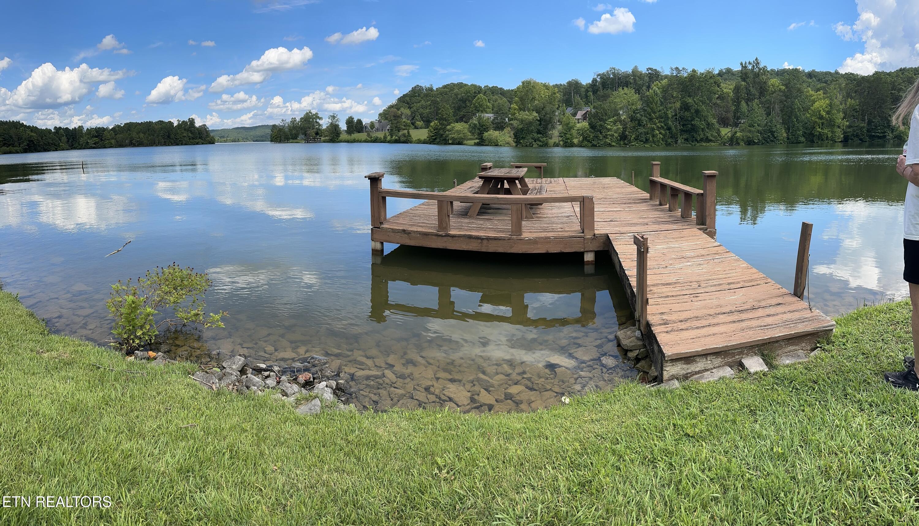 Image 4: Chamberlain Cove Rd. lot dock