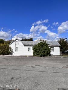 408 Railroad Ave