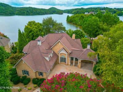 490 Cormorant Drive