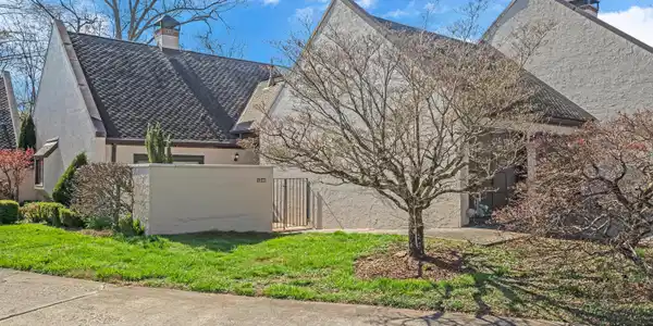 1240 Orleans Drive