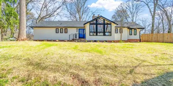 4621 River Oak Drive