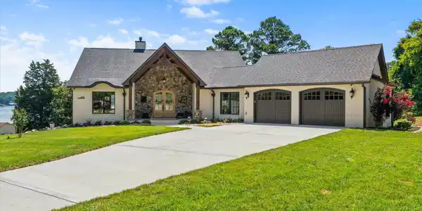 5141 Scenic Drive