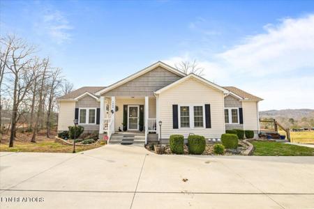 1048 Deerfield Way