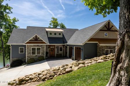 599 Waterfront Way
