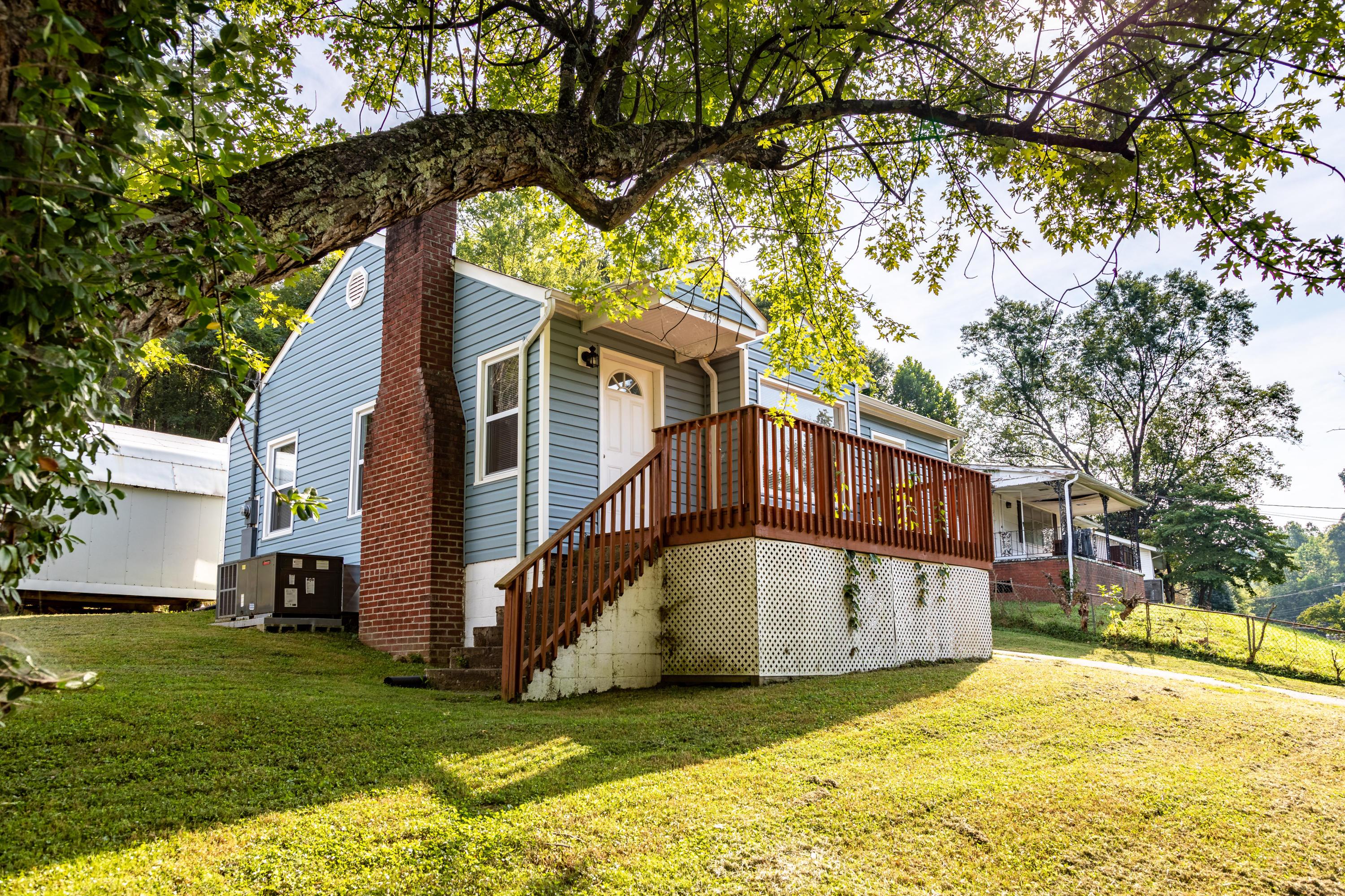 4325 Strawberry Plains Pike, Knoxville, TN lhrmls00565741