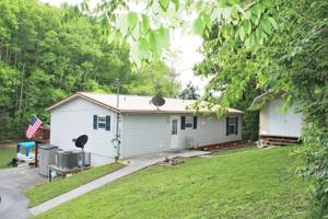 1573 Parrotts Chapel Rd