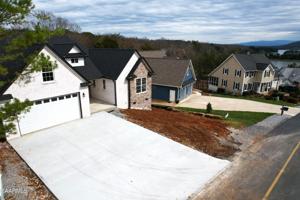223 Amohi Way