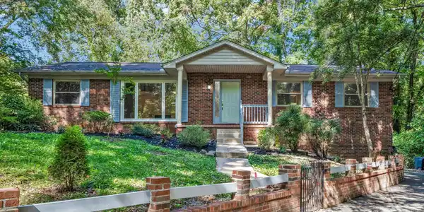2901 Barber Hill Lane