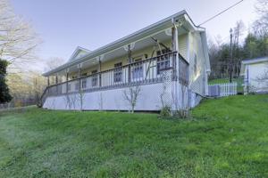 1012 New Henderson Rd
