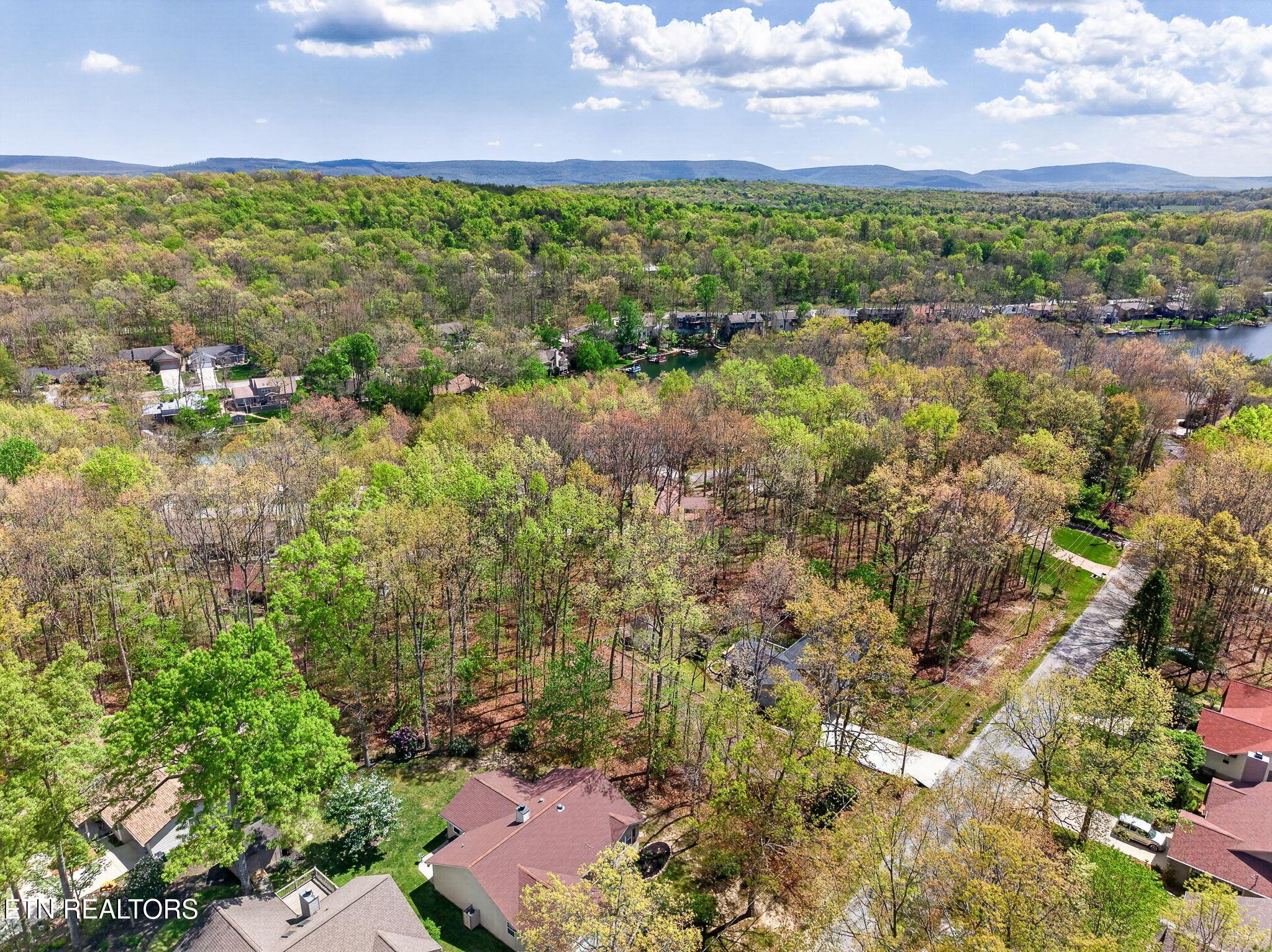 Image 1: 19-web-or-mls-151 Glenwood Dr_004_TNPC