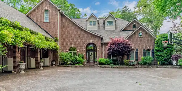 3236 Sunny Cove Way