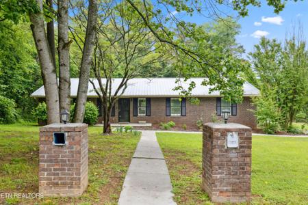 1286 Ashwood Drive