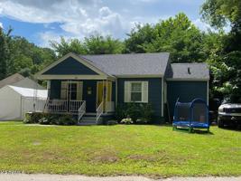 326 Linden Cir