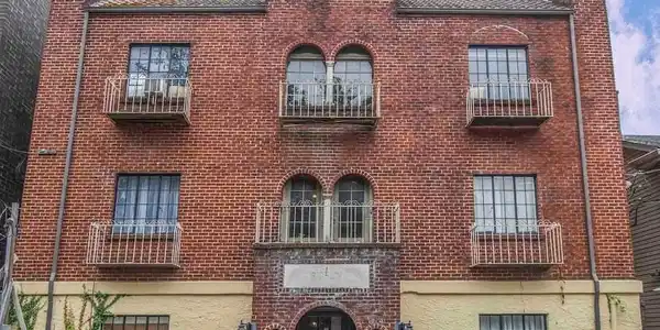 614 W Hill Ave