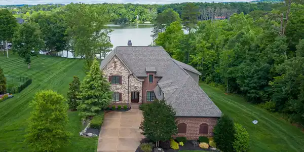 1701 Blue Water Way