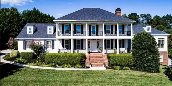 3530 Charter Oak Way